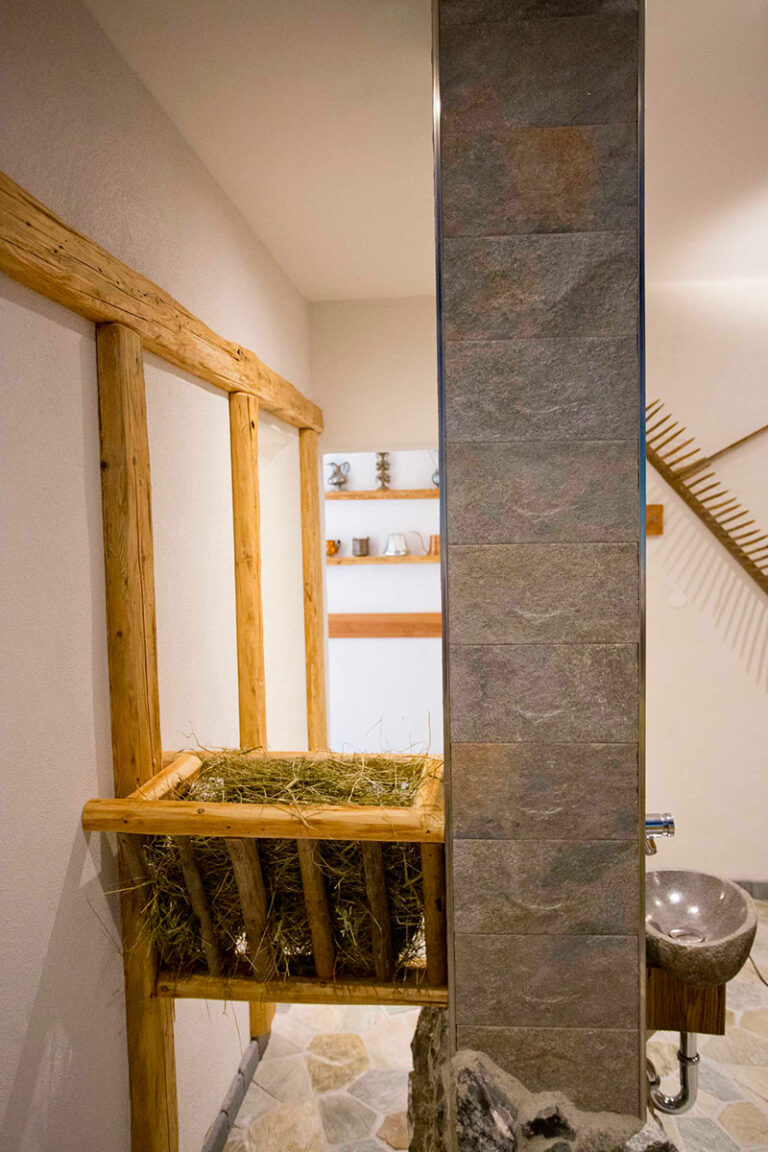 berghotel-tirol-almhuette-03
