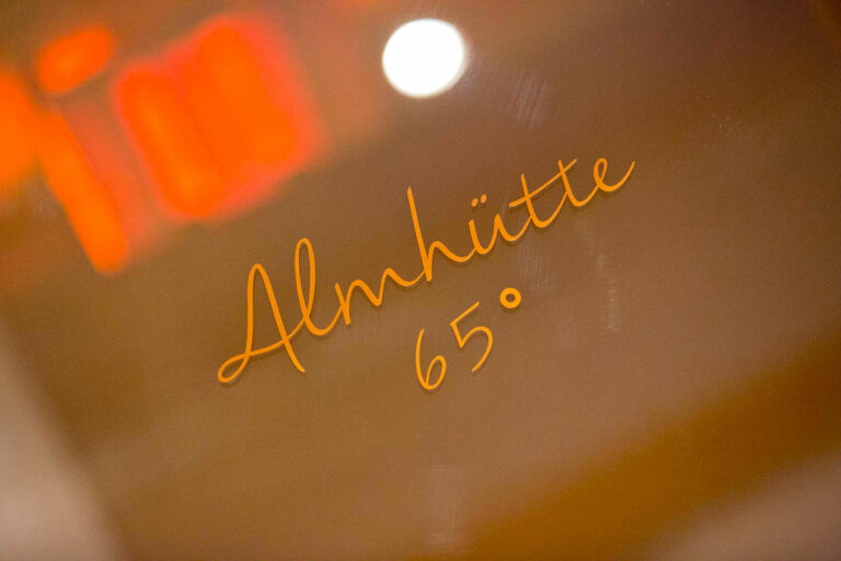 berghotel-tirol-almhuette