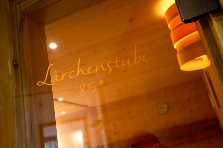 berghotel-tirol-infrarot-laerchenstube